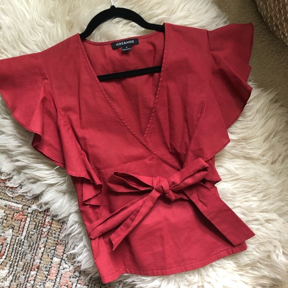 🌹 Red Linen Ruffle Blouse 🌹 - Picture 3 of 7